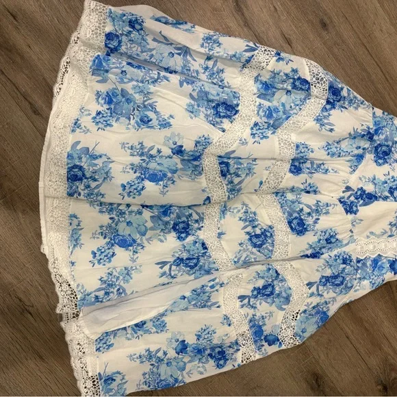Altar'd State Blue and White Floral Skirt - Picture 4 of 9